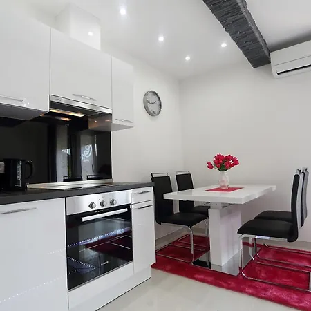 Taratta 1 Apartament *