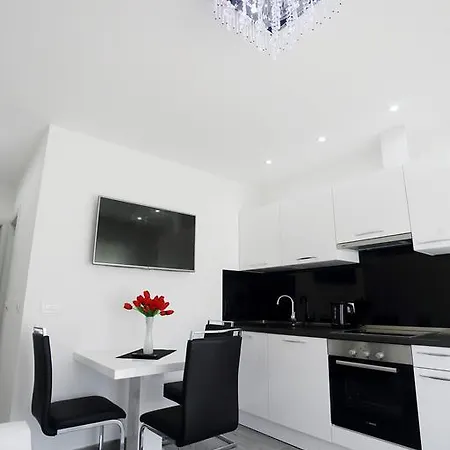 Appartement Taratta 1 *