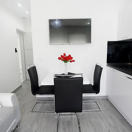 Appartement Taratta 1 *