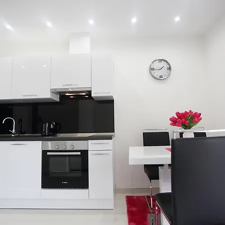 Taratta Apartment